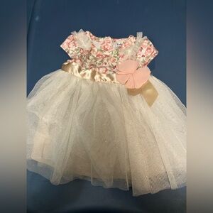 Babygirl dresses (4 pieces)